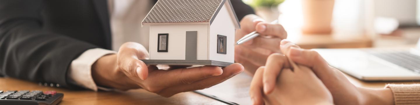 Mortgage broker and client.